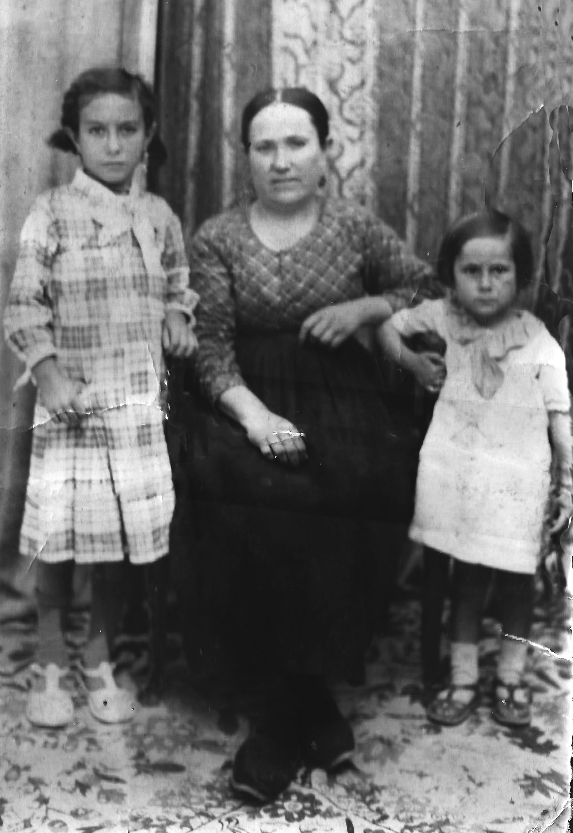 Madre, hermana y prima de Mercedes Martín